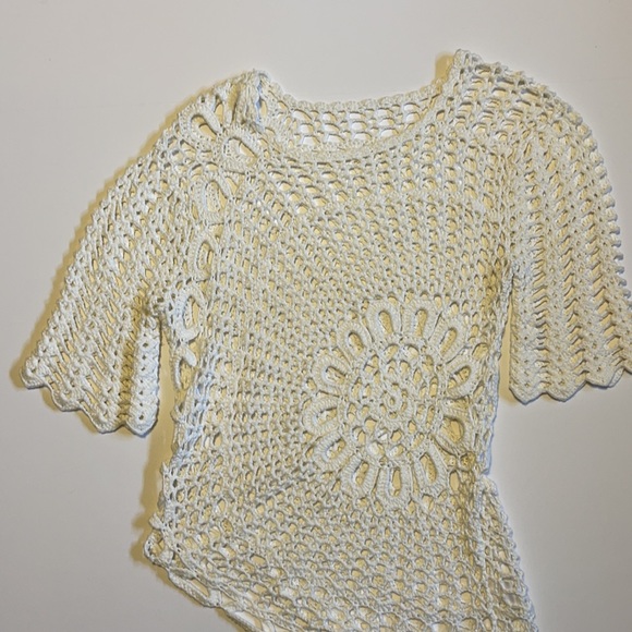 Vintage White Crochet Asymmetrical Sweater - Women’s Size Small - Picture 3 of 6